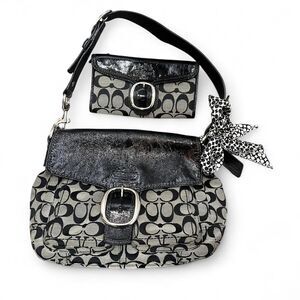 Y2K Coach Bleeker Double Pocket Patent Leather Signature Shoulder Bag Set